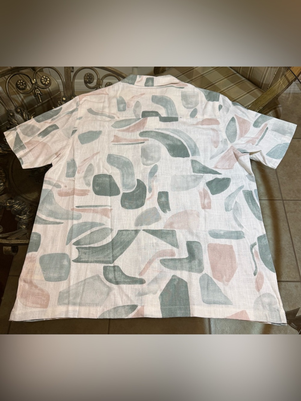 Folk Short-Sleeve Button Shirt in Sage Green & Blush - Picture 2 of 8